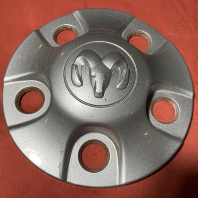 2013-2016 Dodge Ram 1500 Truck Silver Wheel Center Cap Hubcap Cover 1XP54TRMAA 1 - Image 1 of 4
