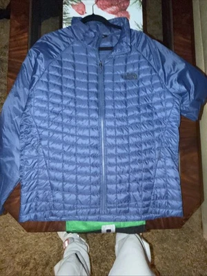 Mens THE NORTH FACE Navy XL THERMOBALL EUC - Image 1 of 3