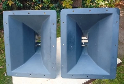 2 x Electro-Voice HP66 Horn 2" Fibreglass - Image 1 of 4
