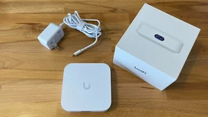 Ubiquiti UniFi Express Cloud Gateway (UX-US) - Excellent condition - Afbeelding 1 van 3