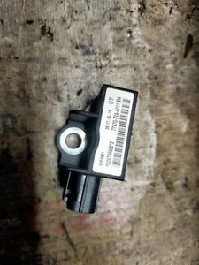 HONDA CR-V MK4 RM1 Crash Impact Sensor 5WK44621 77970-T2A-A011-M4 2016 2017 2018 - Picture 1 of 3