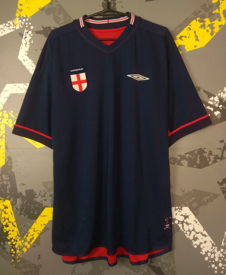 England Away football shirt 2002 - 2004 Umbro Double-sided Mens Size L ig93 - Image 1 of 4