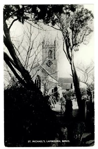 BERKSHIRE - ST MICHAEL'S CHURCH, LAMBOURN Real Photo Postcard (Vert) - Picture 1 of 1