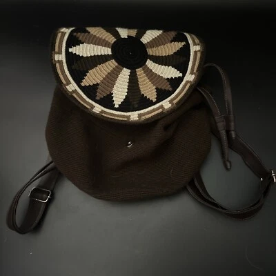 Mochila Bolso Colombiano Wayuu Mochila Marrón Cubierta con Solapa Foto 1 de 4