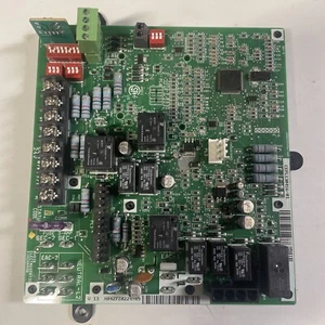 Carrier Bryant Furnace control circuit board HK42FZ022 CEPL130456-01 - Picture 1 of 3