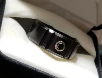 $599 Anillo de boda Kay Jewelers negro Tritón carburo de tungsteno diamante para mujer Foto 1 de 4