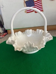 FENTON MILK GLASS EASTER BASKET HAND MADE ROSE FLOWER DARE DESIGN - Picture 1 of 6