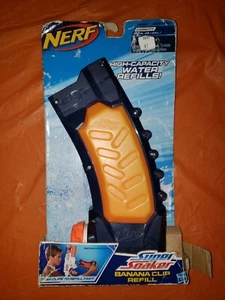 Nerf Super Soaker Banana Clip Refill 20oz Capacity Water 2011 Hasbro NEW - Picture 1 of 4