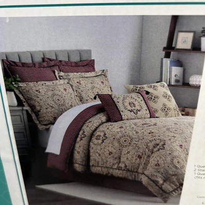 Juego de edredón Waverly King de 4 piezas Castleford - Beige Foto 1 de 2