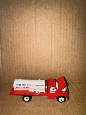 RARO ••• Winross WXXI Tv21 16ª subasta anual de TV/1986 1:64 Diecast Tanker Foto 1 de 4