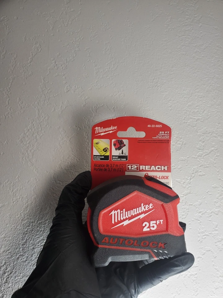 Milwaukee Auto Lock Tape Measure - Image 1 of 1