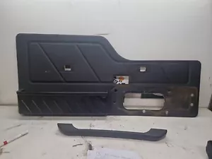 LAND ROVER DISCOVERY 2 TD5 PANNELLO PORTA POSTERIORE NERO - Imagen 1 de 6