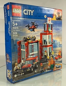 60215 LEGO Fire Station – Brand New - UNOPENED & SEALED - GREAT COND 2019 - Picture 1 of 10