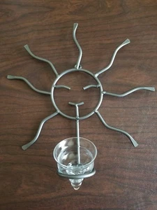 Portavelas de vidrio solar de hierro gris para pared Sunburst 11w por 13L aplique   - Imagen 1 de 5