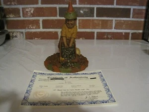 1987 TOM CLARK GNOME HITCH ITEM # 2018--EDITION # 74 - Picture 1 of 11
