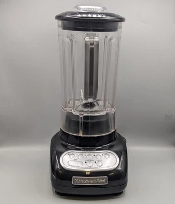 Licuadora KitchenAid 5 velocidades modelo KSB560 jarra negra 56 oz Foto 1 de 4