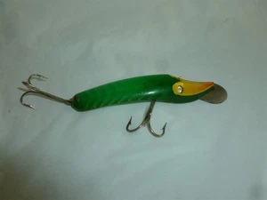 Lote de señuelos de pesca vintage de plástico Paul Bunyan Dodger de 3-3/4 pulgadas P-714 - Imagen 1 de 10