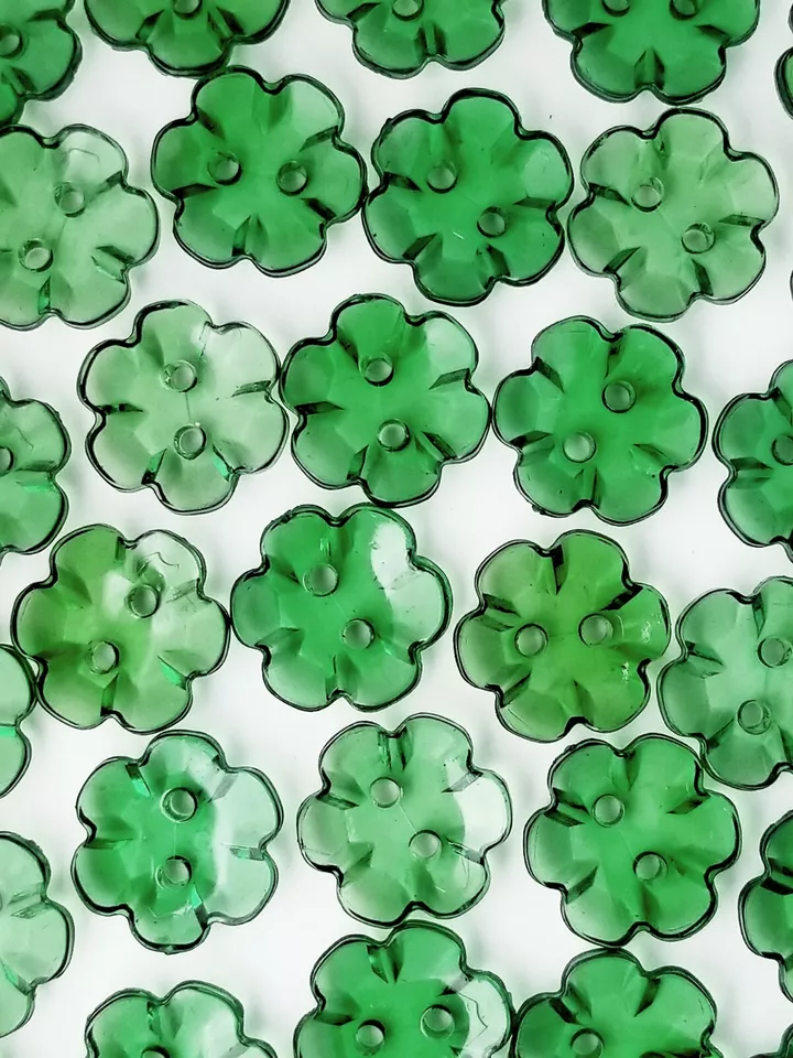 SIZE 20L - 1/2", FLOWER BUTTON, EMERALD, 1 GROSS, SHINY FINISH, FREE SHIPPING US - Image 1 of 1