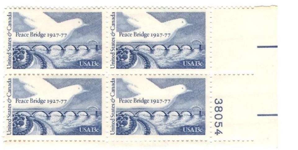 BLOCK OF (4) 13 CENT U.S. POSTAGE STAMPS PEACE BRIDGE 50 YEARS 1927-1977 VINTAGE - Image 1 of 1