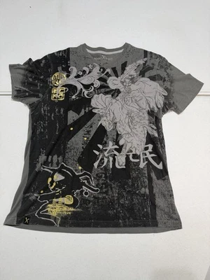 Camiseta Marc Ecko Corte y Costura Gráfica Samurai Gris Negra L Hecha en México Foto 1 de 4