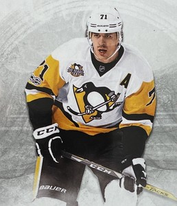 2017-18 Upper Deck Artifacts #42 ~Evgeni Malkin~ Pittsburgh Penguins…….Mint!
