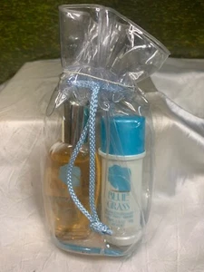 ELIZABETH ARDEN BLUE GRASS 50ML EDP SPRAY/ 40ML CREAM DEODORANT GIFT SET - Picture 1 of 6
