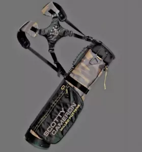 Scotty Cameron Sunday Bag Camo {Brand New - Latest Release } ⛳️ (Ships ASAP) - Picture 1 of 4