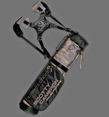 Scotty Cameron Sunday Bag Camo {Brand New - Latest Release } ⛳️ (Ships ASAP) - Image 1 of 4