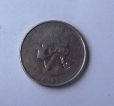 2001  RHODE ISLAND STATE QUARTER WITH  ERROR POSSIBLE  STRUCK THRU GREASE CIRC - Image 1 of 4