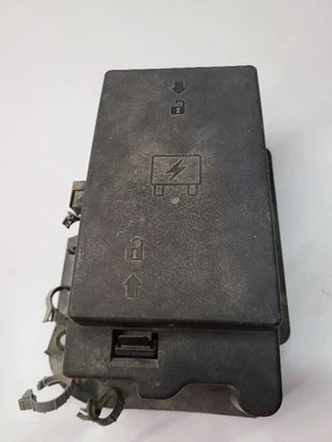 02 03 OLSMOBILE BRAVADA caja de fusibles motor OEM Foto 1 de 4