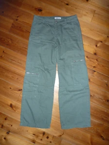 Pull&Bear Damen Cargo Jeans olive Gr. 38 **NEUWERTIG** - Bild 1 von 3