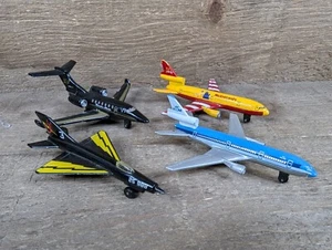 Konvolut 4 Matchbox Die Cast Jet Flugzeuge McDonalds, KLM, MIG usw. Beschreibung lesen - Bild 1 von 17