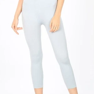 Plus Seamless Classic Capri Leggings Light Grey - Picture 1 of 1
