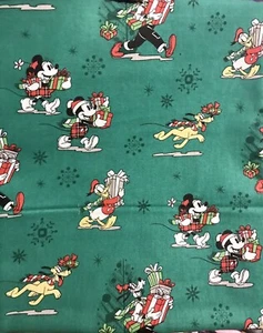 Disney Mickey Mouse & Friends Christmas Presents Cotton Fabric FQ 18” X21” - Picture 1 of 2