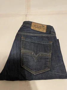 Diesel Larkee Herren 30x30 Regular Straight Blue Denim Jeans - Bild 1 von 9