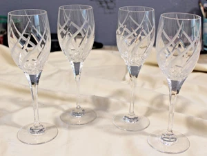 "Juego de 4 vasos de cristal de agua/vino Mikasa Olympus diseño remolino 8""" - Imagen 1 de 3