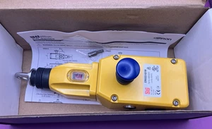 OMRON ER6022-021M Rope Pull Emergency Stop Switch (e347-6) - Picture 1 of 3