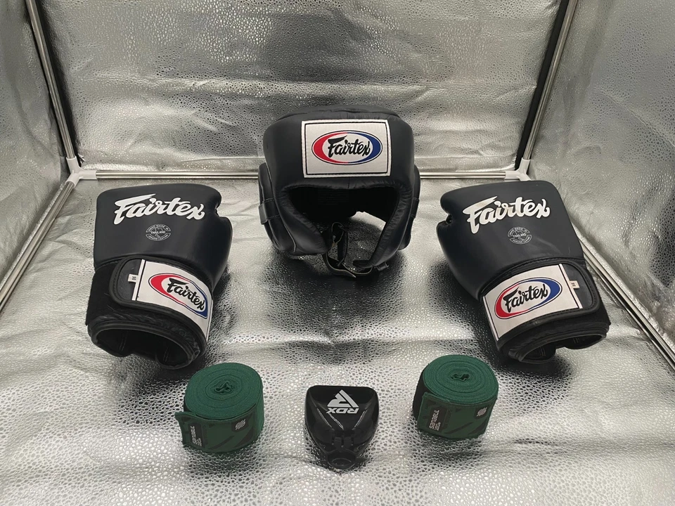 Fairtex Muay Thai, Luvas, Capacete, Protetor Bucal RDX, Envoltórios Sanabul, Boxe, MMA - Imagem 1 de 4