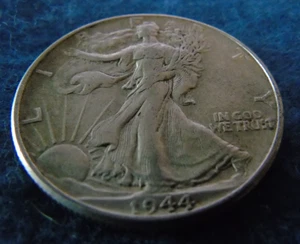 1944P 1944 P Walking Liberty 90% Medio dólar de plata 50C centavo cincuenta 1/2 EF? XF? - Imagen 1 de 6