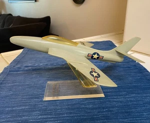 Modellino vintage 1958 USAF RF-84F Repubblica Thunderflash Topping 500 made scala 1/48 - Foto 1 di 8