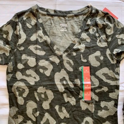 NWT Women's Mossimo Supply Co. Olive Green Cheetah Print V-Neck T-Shirt (XS-XXL) - Image 1 of 3