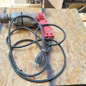 Milwaukee Holeshooter ½" Electric Drill Key chuck 203-19 WORKS BAD CORD VIDEO - Picture 1 of 7