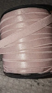 Lencería bronceada 5 yardas sujetador correas elástico satinado brillante elástico 5/8" ancho - Imagen 1 de 2