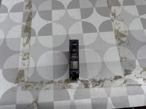 SQUARE D QO120 *FREE SHIPPING* - Picture 1 of 3