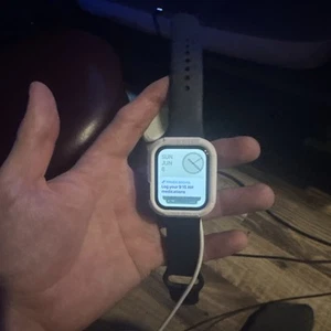 Apple Watch Series 6 44mm - Zdjęcie 1 z 4
