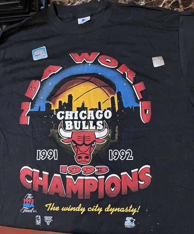 Vintage 90s Chicago Bulls 1993 CHAMPIONS NBA finals STARTER Tshirt Dynasty NEW M Cover