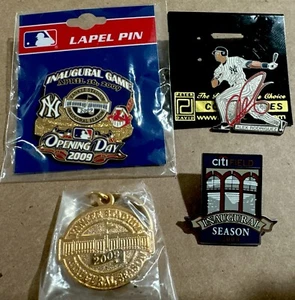 Lot (4) NY Yankees Opening Day 2009 Lapel Pin, Key Chain, A-Rod & Inaugural Pin - Picture 1 of 6