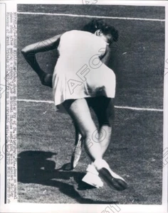 1956 Shirley Fry International Tennis HOF Press Photo - Picture 1 of 2