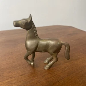 "Statua Cavallo Vintage Ottone Scultura Stallone Selvatico 4,5" - Foto 1 di 7