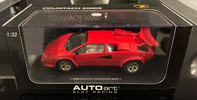 special deal! AUTOart 1/32 Slotcar, Lamborghini Countach 5000 S, m. Licht